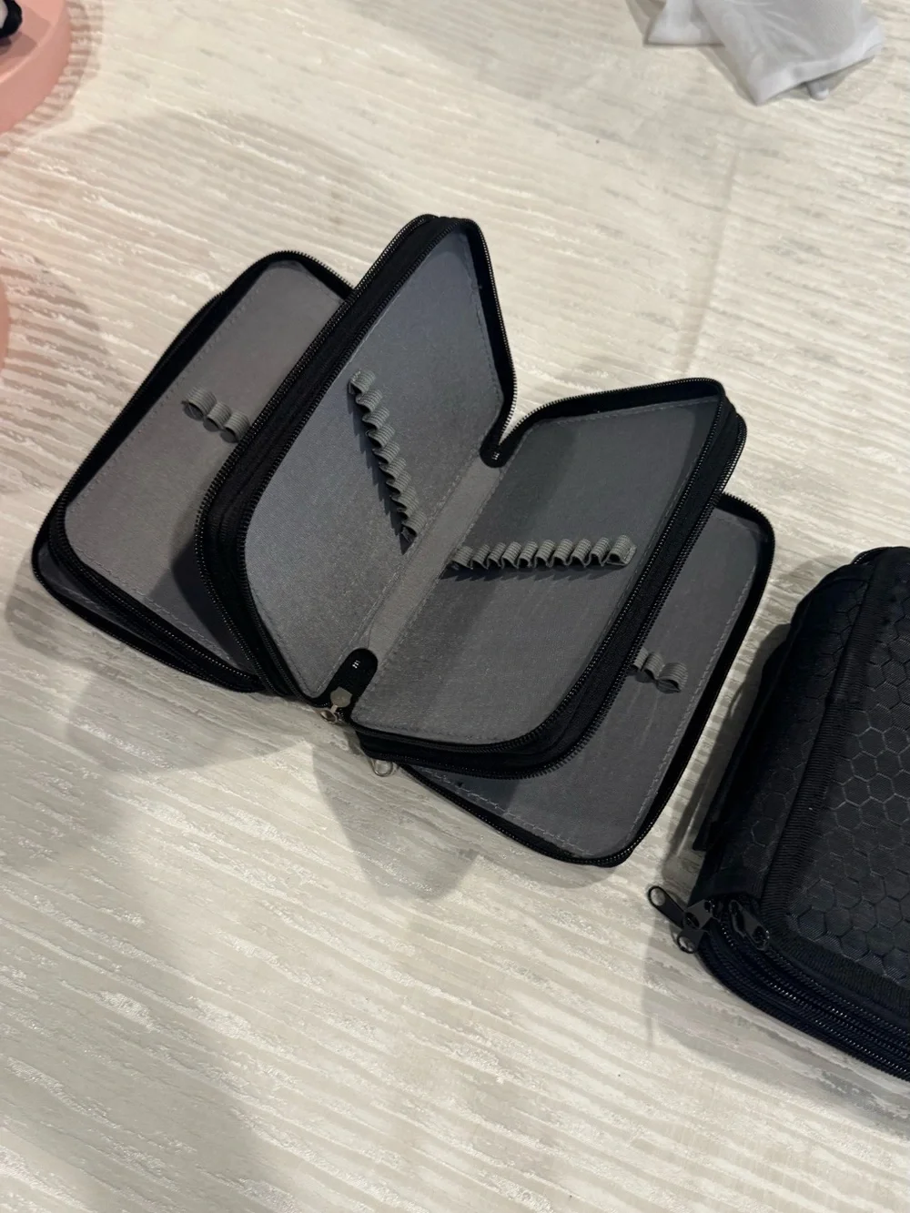 N/A compact black